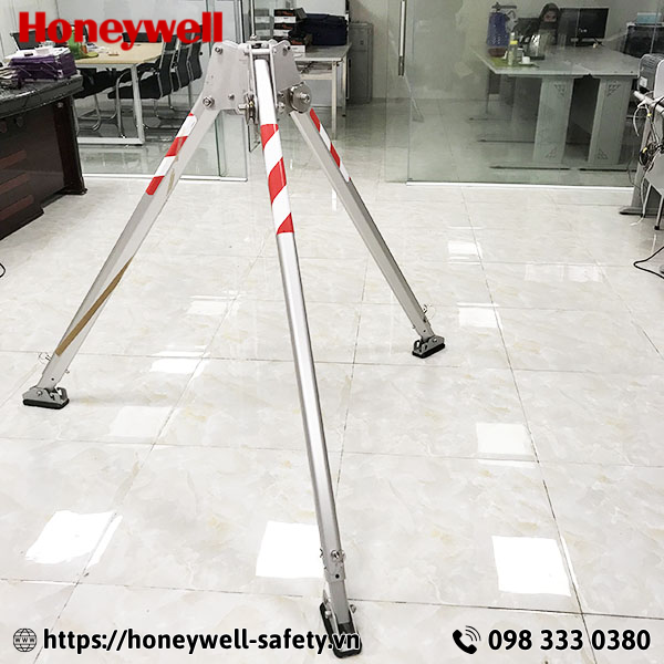 Giá đỡ 3 chân Miller DuraHoist 3Pod