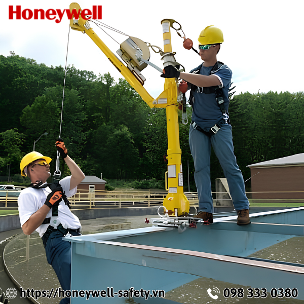 Hệ thống cứu hộ di động Miller DuraHoist DH-23