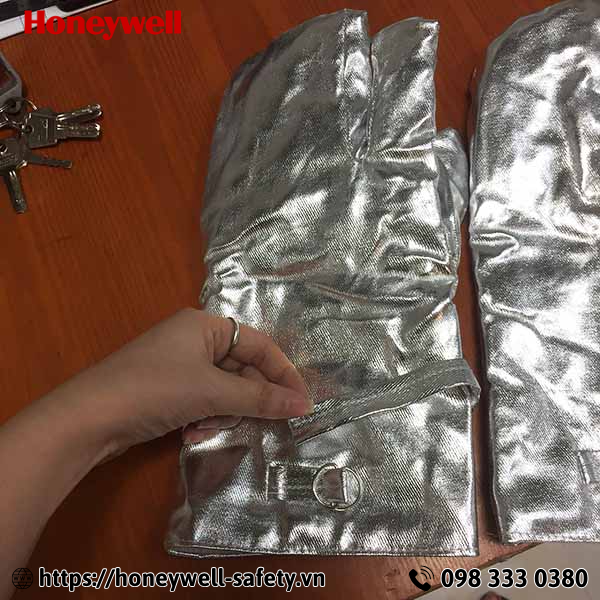 Bộ quần áo tráng bạc KTFS500 Korea