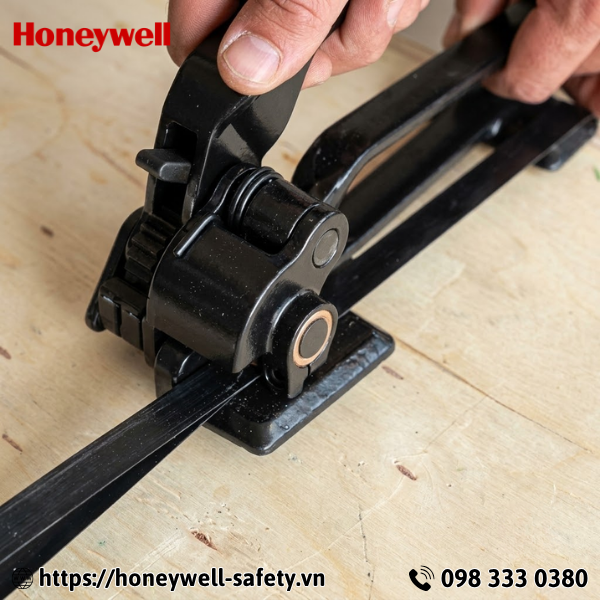 Dụng cụ đóng đai thép bằng tay HB810
