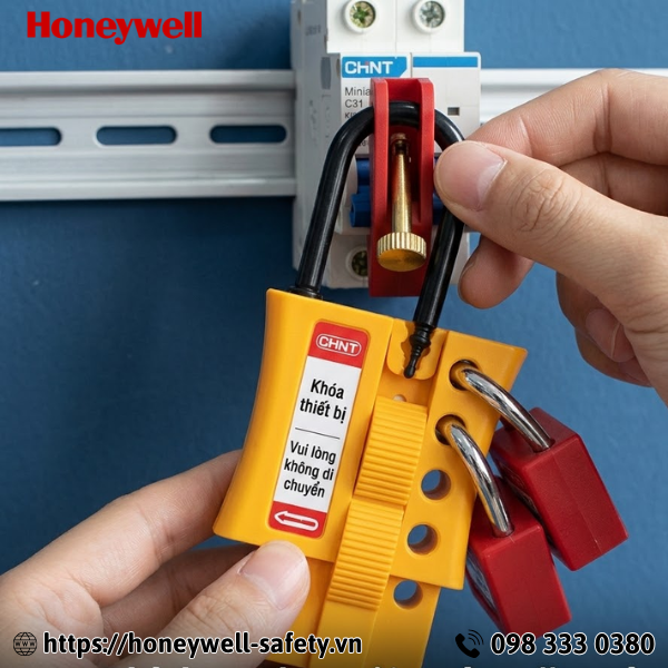 Khóa nhóm 4 lỗ còng nylon cách điện 6mm PROLOCKEY NH04 - Ảnh 3
