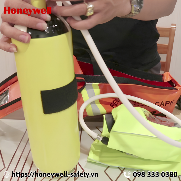 Bình dưỡng khí thép Honeywell Bio-S-Cape