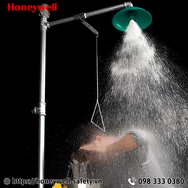 Bồn rửa mắt và tắm khẩn cấp AZD 1104T