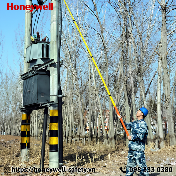 Sào cách điện 3 đoạn lồng rút VICADI 110kV